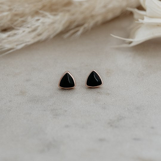 Mae Studs | Black Onyx