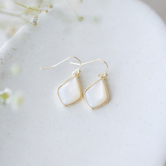 Evora Earrings | Mother of Pearl