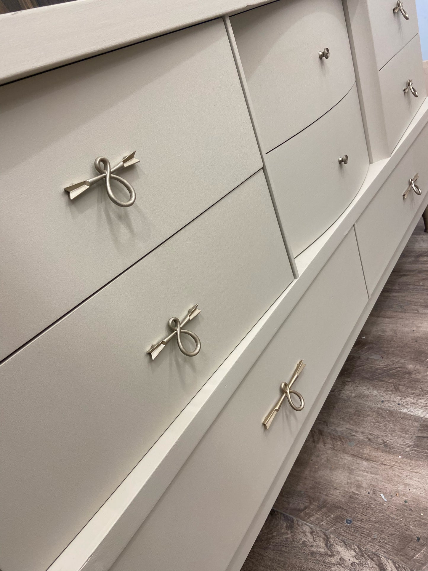 Eight Drawer MCM Dresser: Chateau