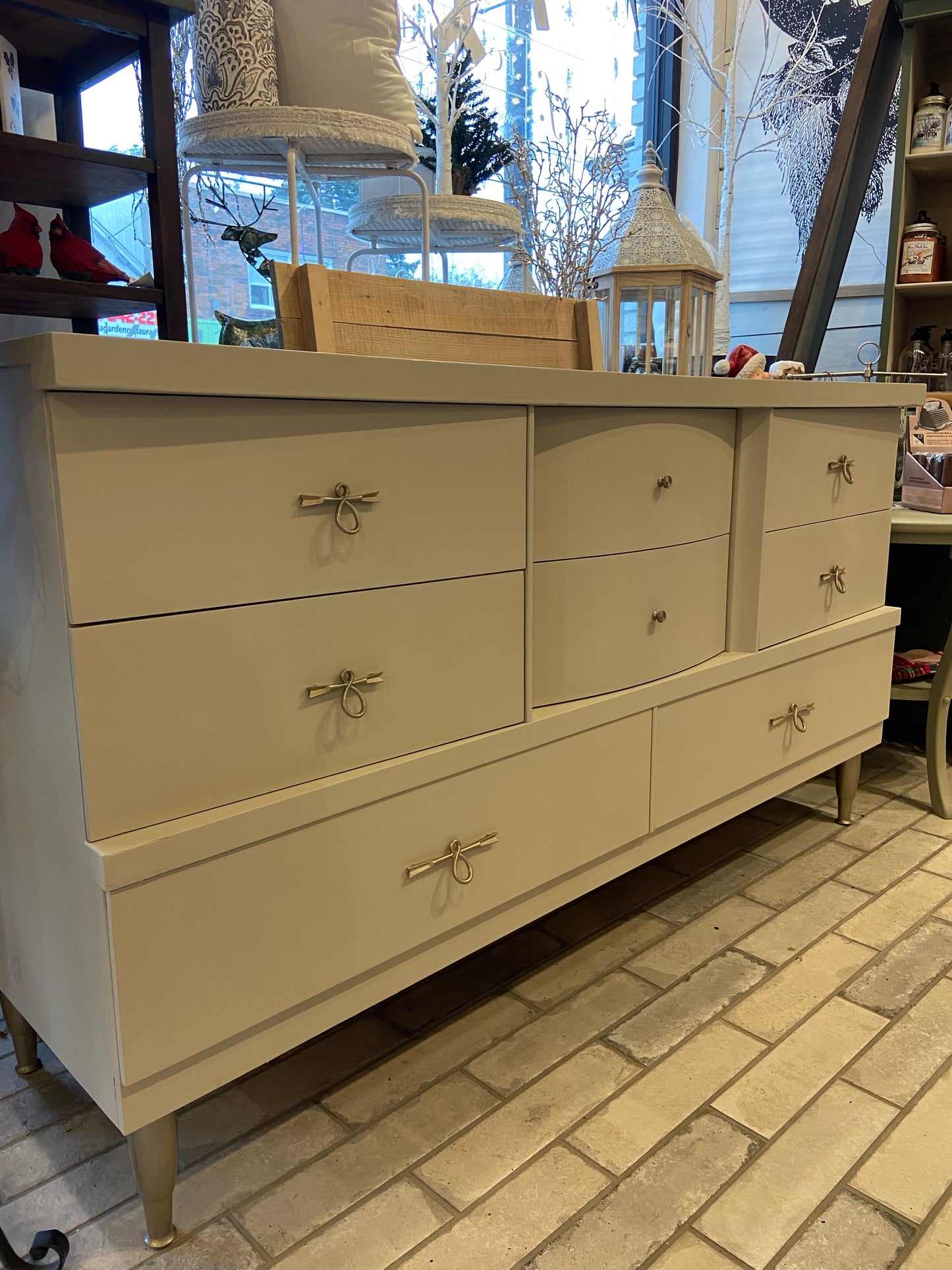 Eight Drawer MCM Dresser: Chateau