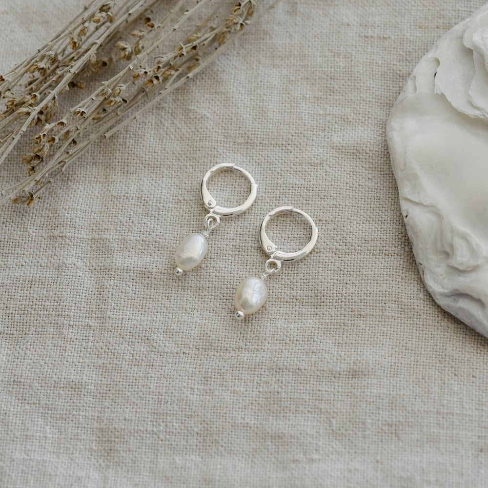 Bitsy  Hoops | White Pearl