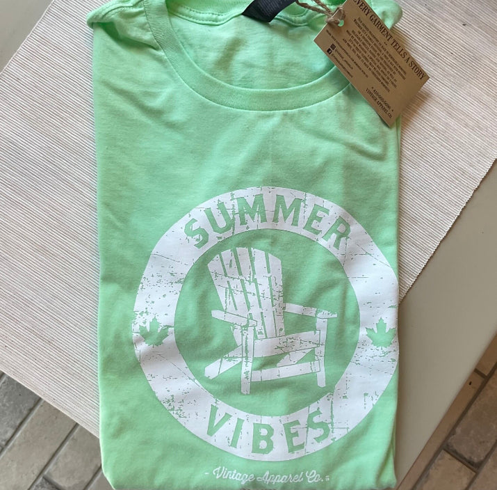 Summer Vibes T-Shirt: Mint