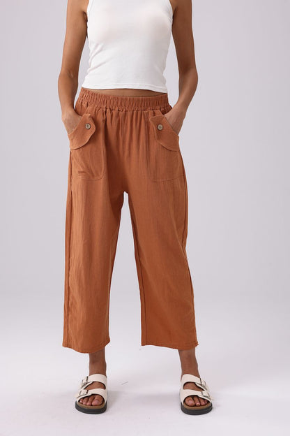 Lightweight Cropped Pants