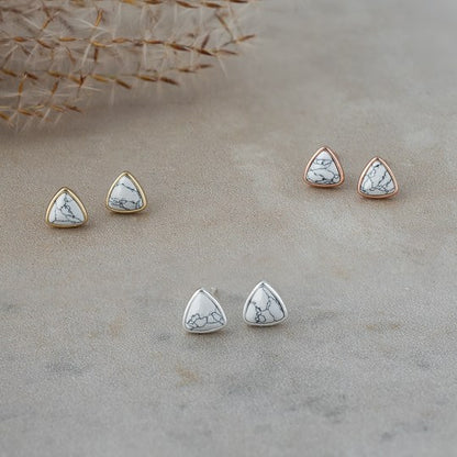 Mae Studs | Howlite