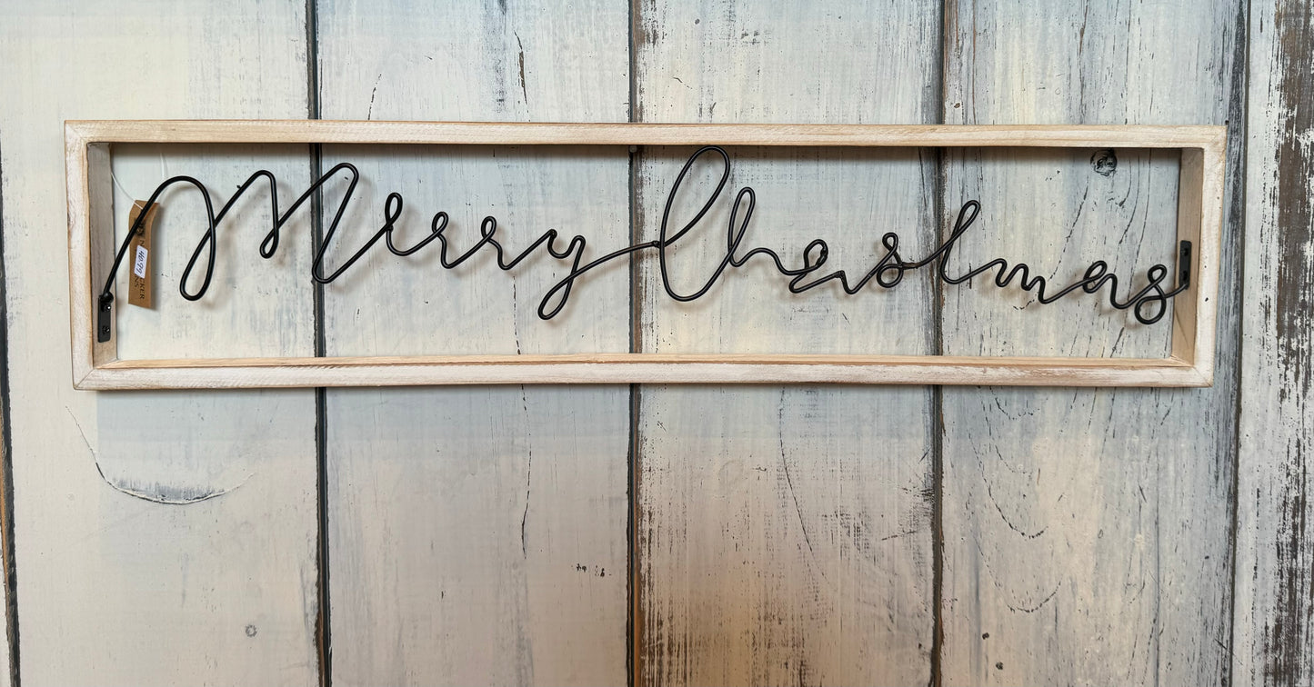 Wire “Merry Christmas” Wall Art