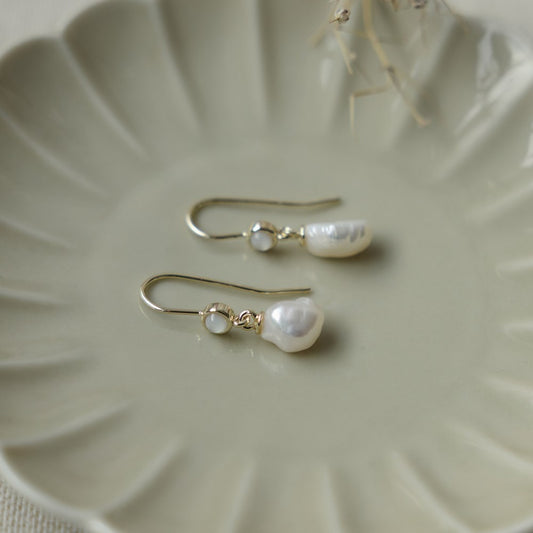 Juliet Earrings | White Pearl + Moonstone