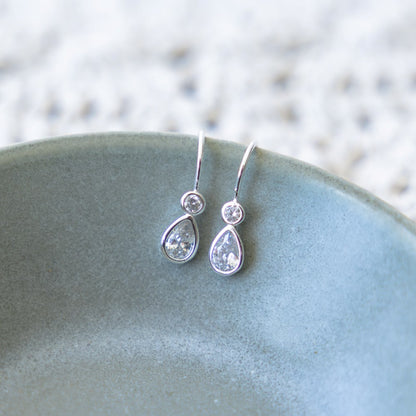 Aura Earrings | Clear