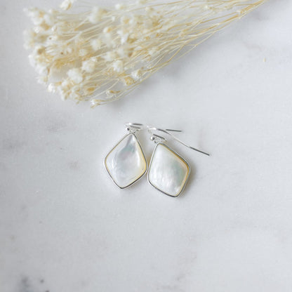 Evora Earrings | Mother of Pearl