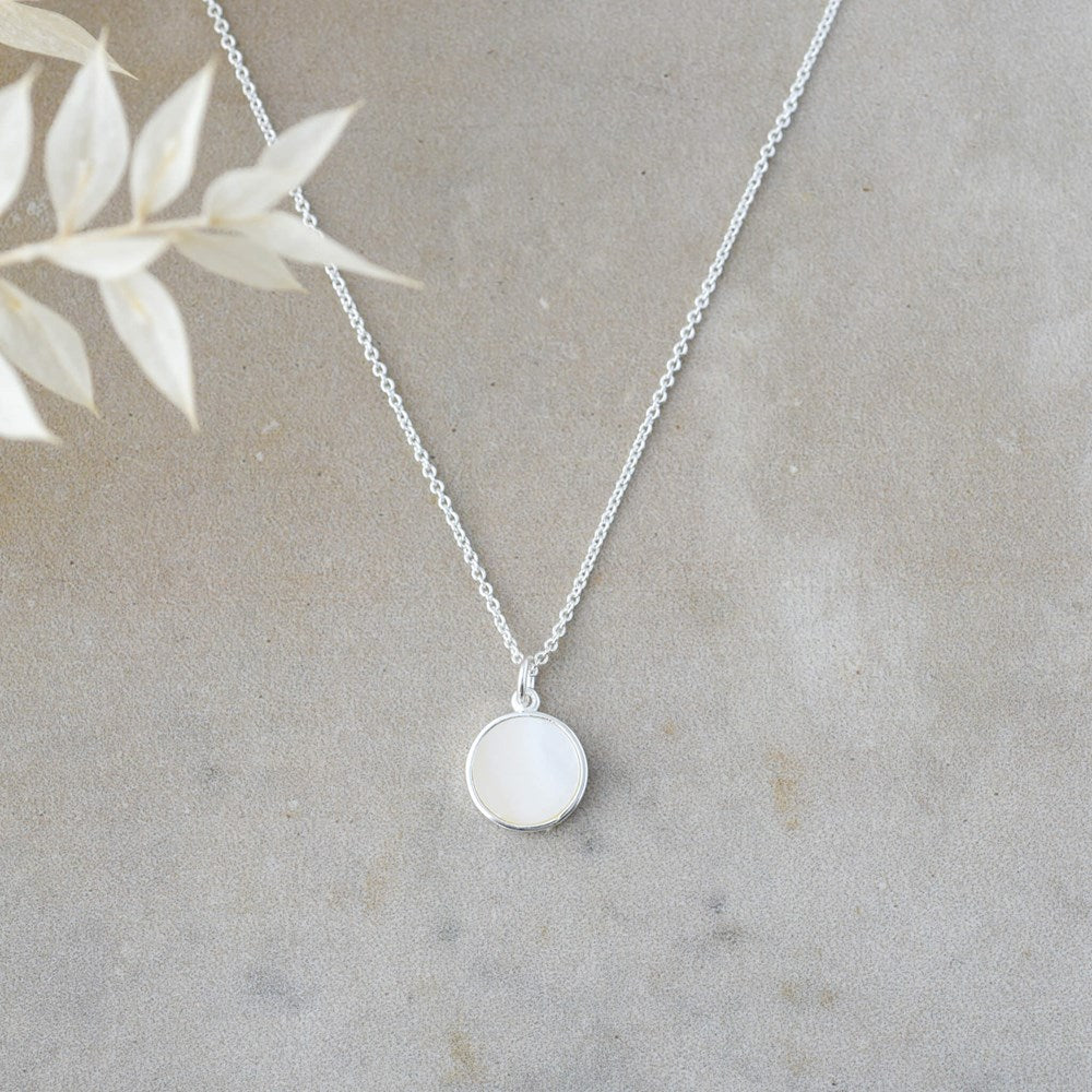 Alluring Necklace | Mother of Pearl