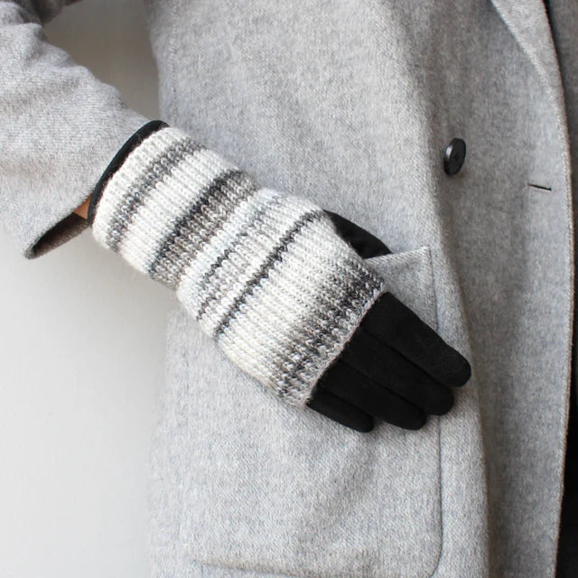Multi-Colour Knit Gloves