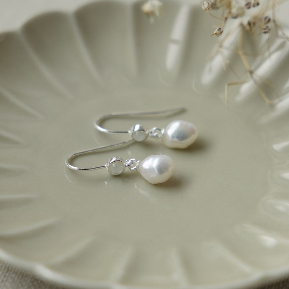 Juliet Earrings | White Pearl + Moonstone