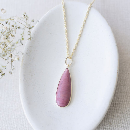 Alara Necklace | Gold Pink Rhodonite