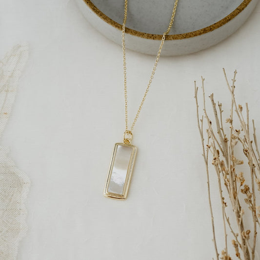 Serephina Necklace | Mother of Pearl