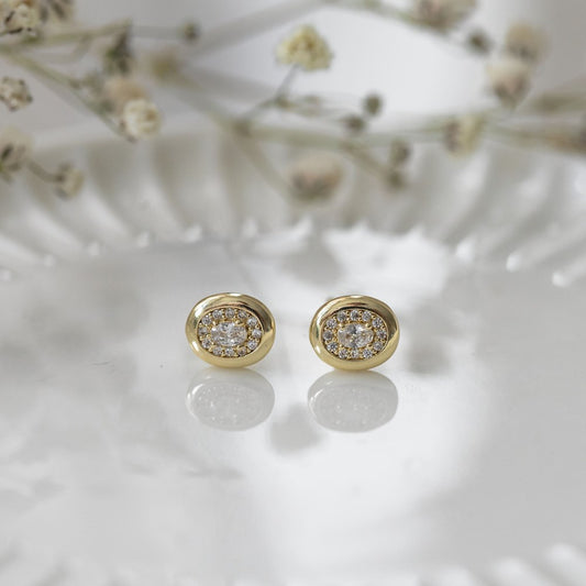 Colette Studs