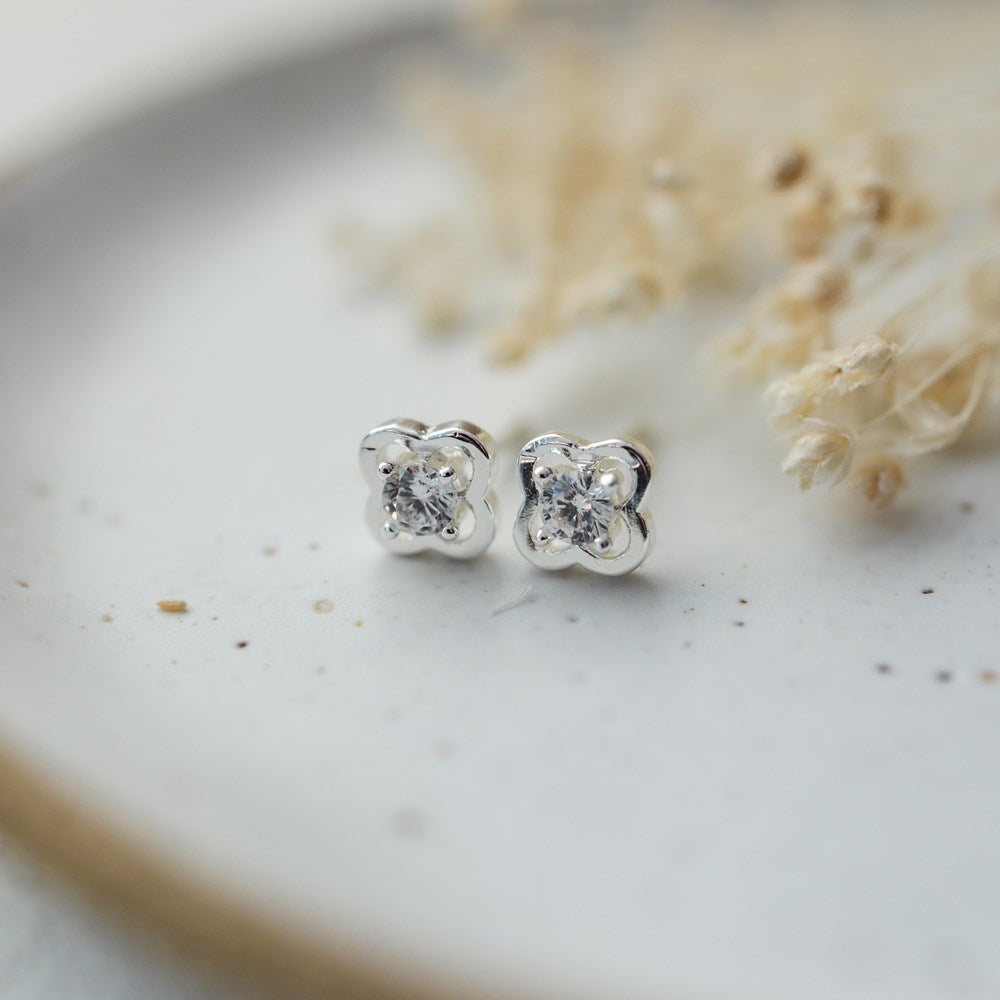 Elodie Studs | Clear