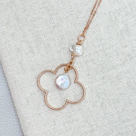 Keshi Freshwater Pearl Clover Pendant Necklace