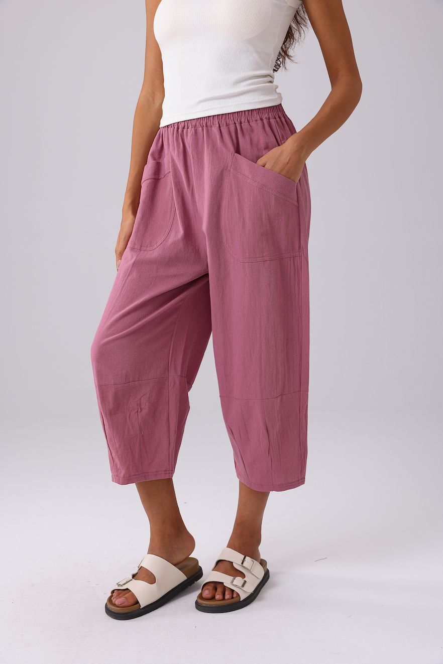 Lightweight Cropped Pants