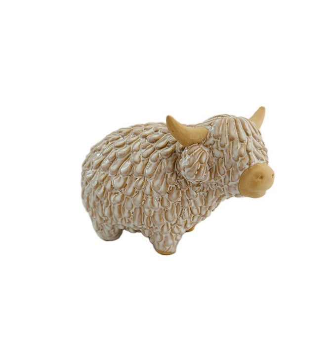 Medium Highland Cow