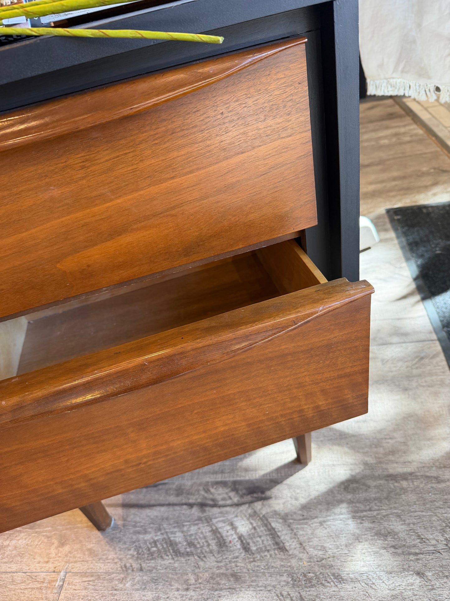 Side Table/Nightstand